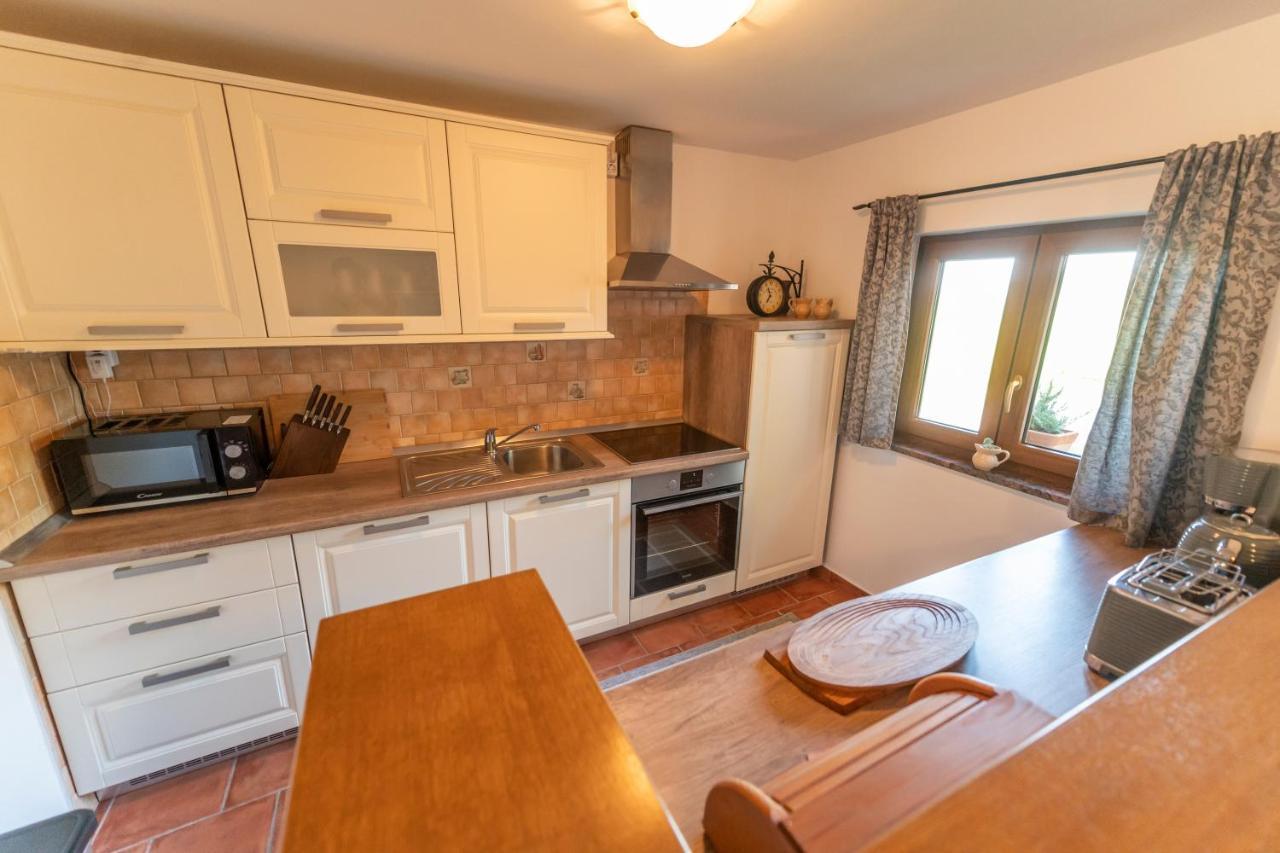 Hill Haloze Holiday home Gruskovec